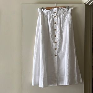 Everlane white skirt with buttons & slit